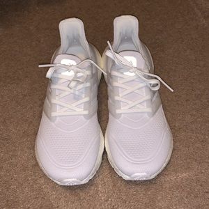 Adidas UltraBoost Women’s size 8